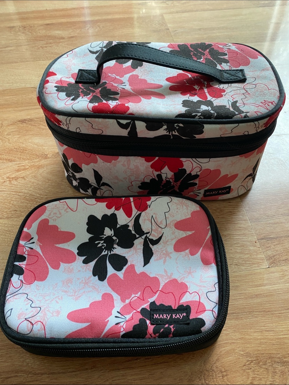 Mary Kay Pink, Black & White Floral Cosmetic Case Duo